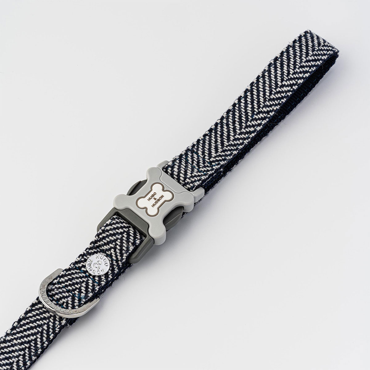 Hugo & Hudson Navy Herringbone Tweed Dog Lead