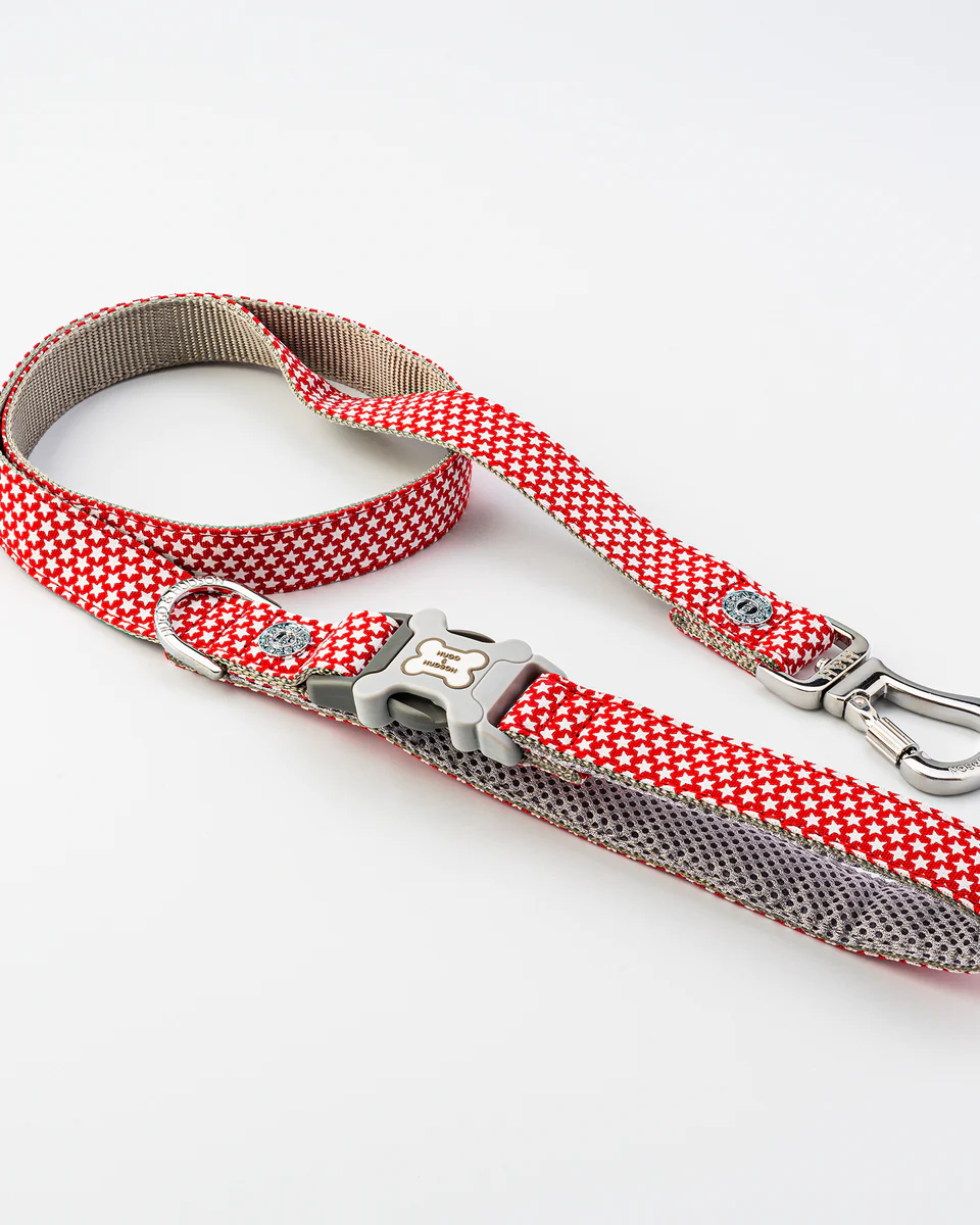 Hugo & Hudson Fabric Dog Lead - Red Star from Catdog Store