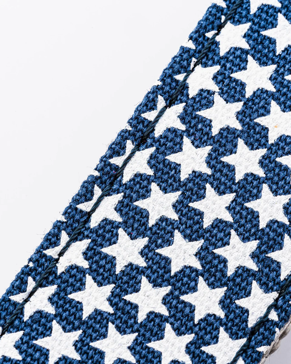 Hugo & Hudson Navy Star Fabric Dog Lead - Image 3