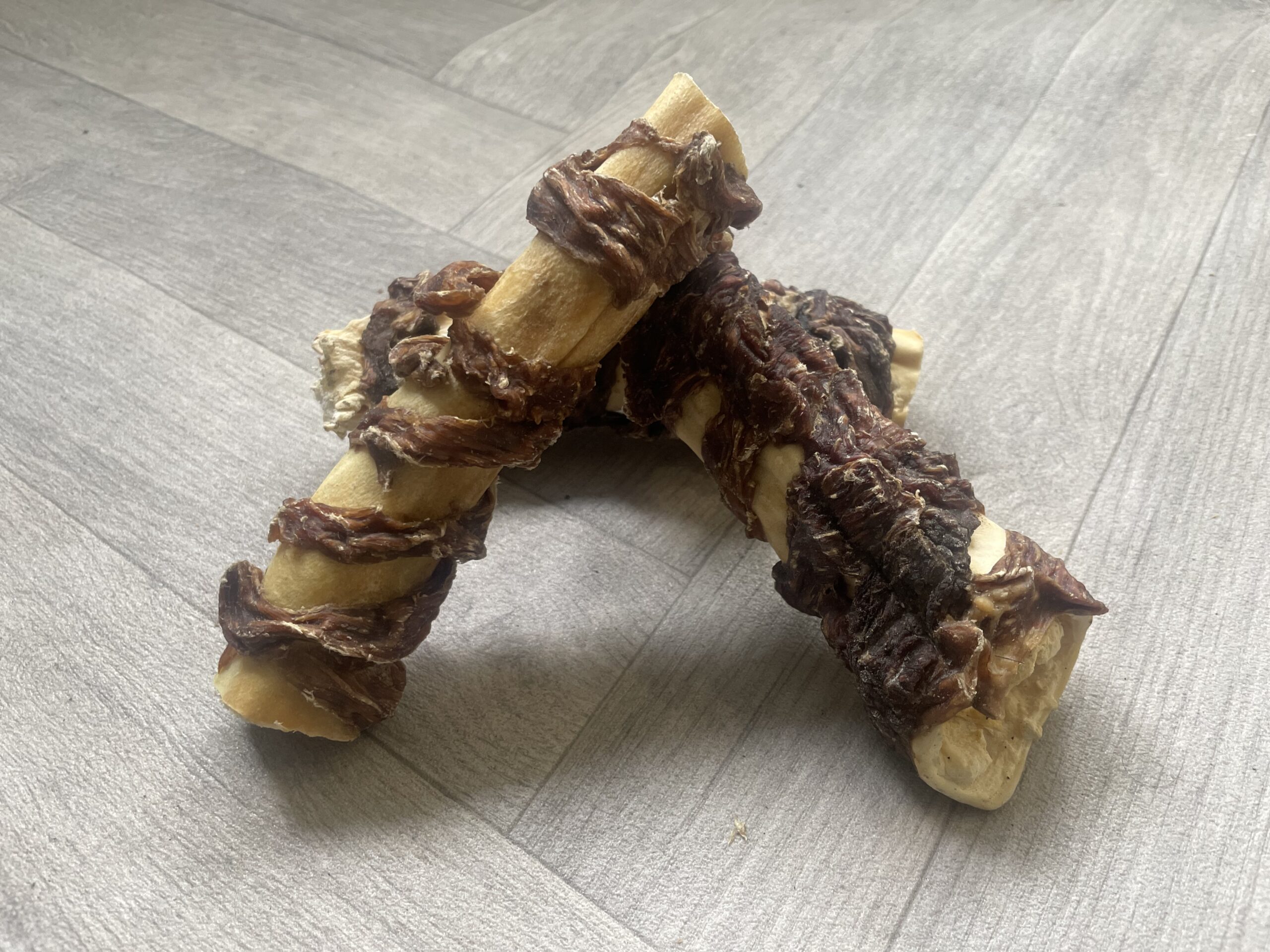 CATDOG Jumbo Buffalo Tails with Steak for Dogs 15cm - Image 4